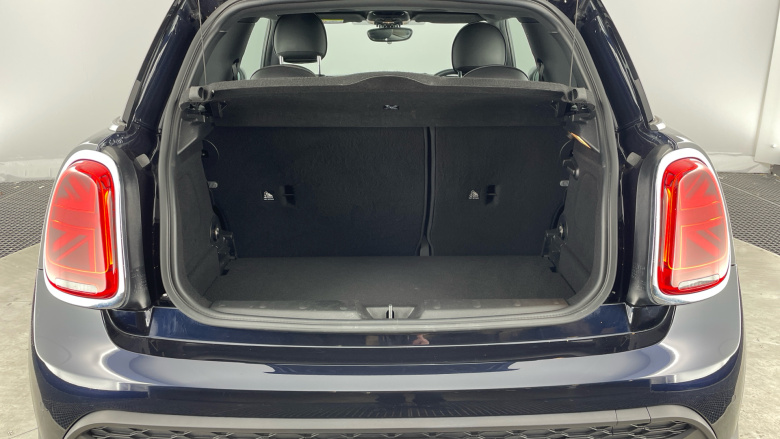 MINI Hatchback 2.0 Cooper S Exclusive 3dr Auto Petrol Hatchback